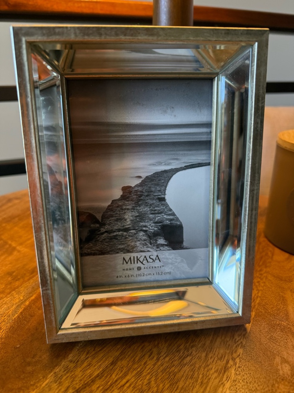 New Mikasa mirrored 4x6 picture frame